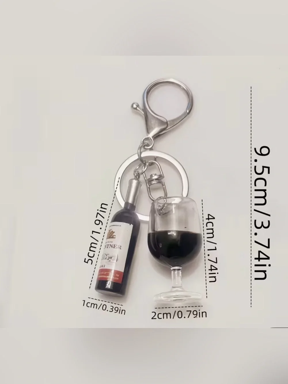 NIP Wineglass & Wine bottle keychain.
